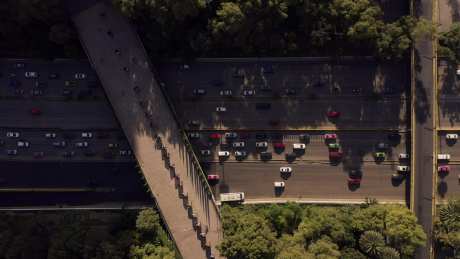 车辆道路繁华车流城市_视频素材下载_MP4格式_1920X1080像素-都市,夜景,繁华-作品编号:2025012311199729-志设-zs9.com