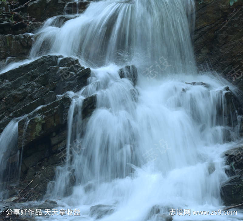 短小的流水声
