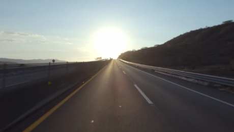 高速公路实拍_视频素材下载_MP4格式_1920X1080像素-高速,通用,旅游出行-作品编号:2025061410324449-志设-zs9.com