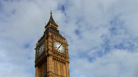 大钟楼天空延时拍摄_视频素材下载_MP4格式_1920X1080像素-大钟楼,钟楼,通用-作品编号:2025061610246794-志设-zs9.com