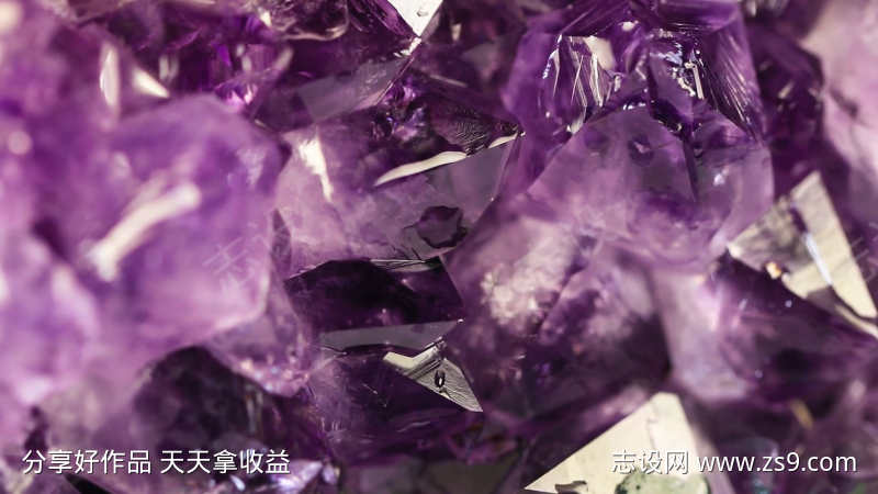 微距特写紫水晶