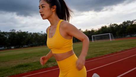 美女锻炼健身塑形跑步运动健美_视频素材下载_MP4格式_1920X1080像素-唯美,晨跑,运动服跑步-作品编号:2026012316329369-志ˆ设,网